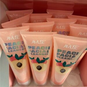 Amuse Peach Facial Cleanser